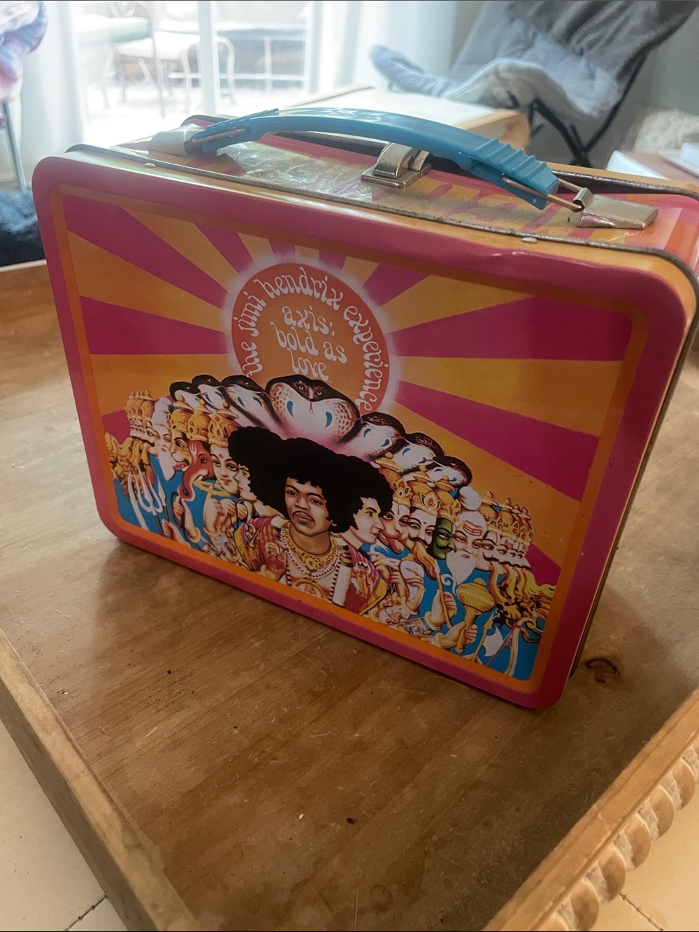 Jimi Hendrix Retro Pink & Yellow Kids' Metal Lunchbox with Blue Handle no dents